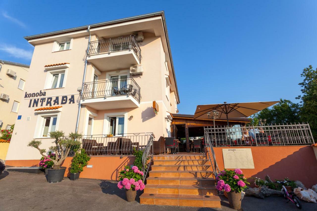 Apartments Jadranka Malinska Exterior foto